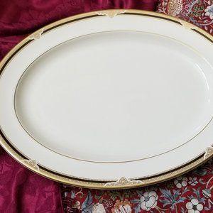 Royal Doulton Andover Large Oval Serving Platter English Fine Bone China